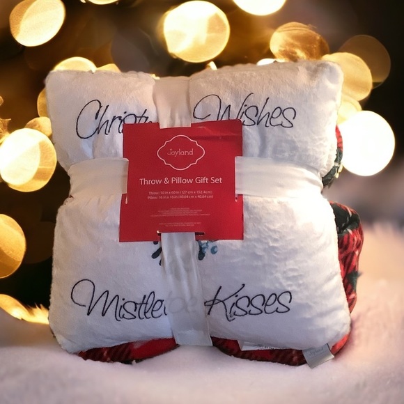 Other - Joyland Holiday Throw & Pillow Gift Set.